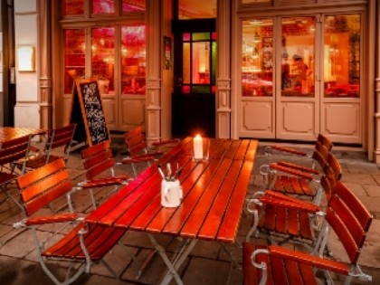 照片: The Bird in Cologne